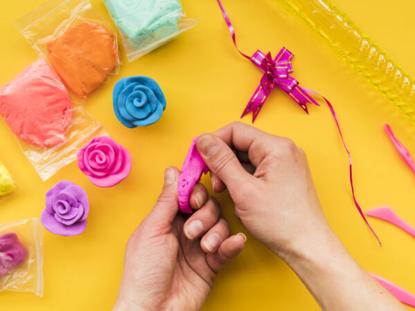 Texturas e Relevos: Como o Biscuit Pode Transformar Suas Peças de Artesanato
