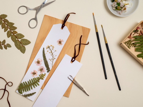 Como Criar Marcadores de Página Artísticos para Presentear ou Vender