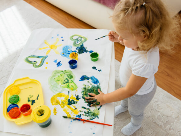 Brincando e Criando: Atividades Artísticas para o Dia das Crianças