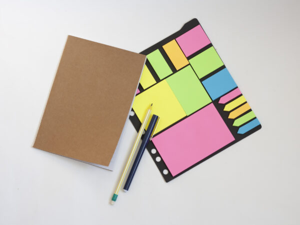 Organizadores Criativos com Washi Tape e Papelaria: Dicas Práticas para Ajudar Sua Rotina